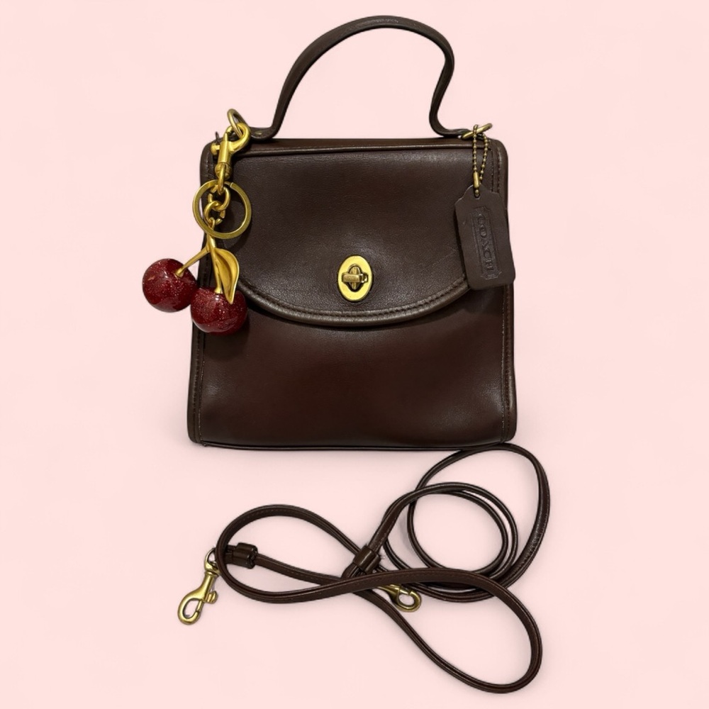 Vintage Coach Regina